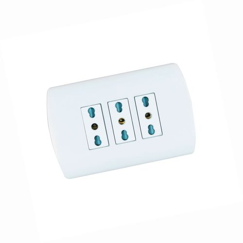 Toma Corriente Triple 10/16A Aris Pro Compac Emb. Mec MEC